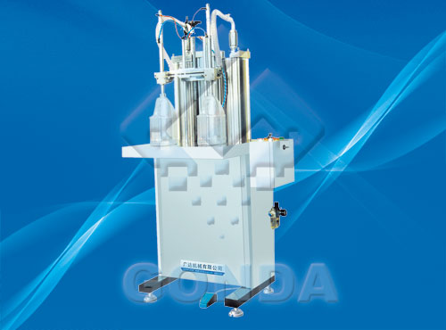 GN-Y2系列雙頭半自動(dòng)灌裝機(jī) GN-Y2系列雙頭半自動(dòng)灌裝機(jī)